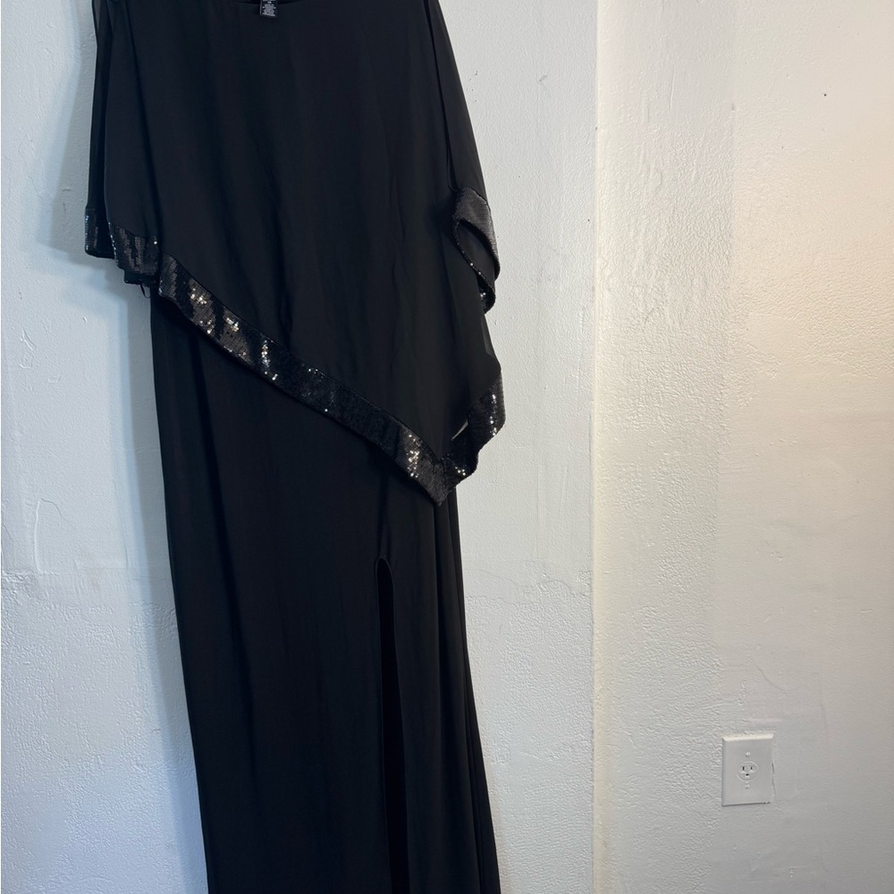 R&M Richards Black Dolman Sleeve Asymmetrical Dress pre-owned
